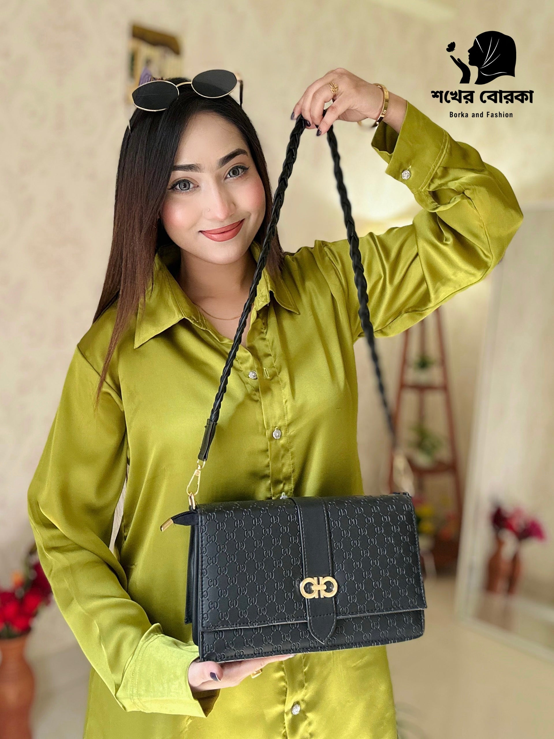 Velora Shoulder Bag (Black)