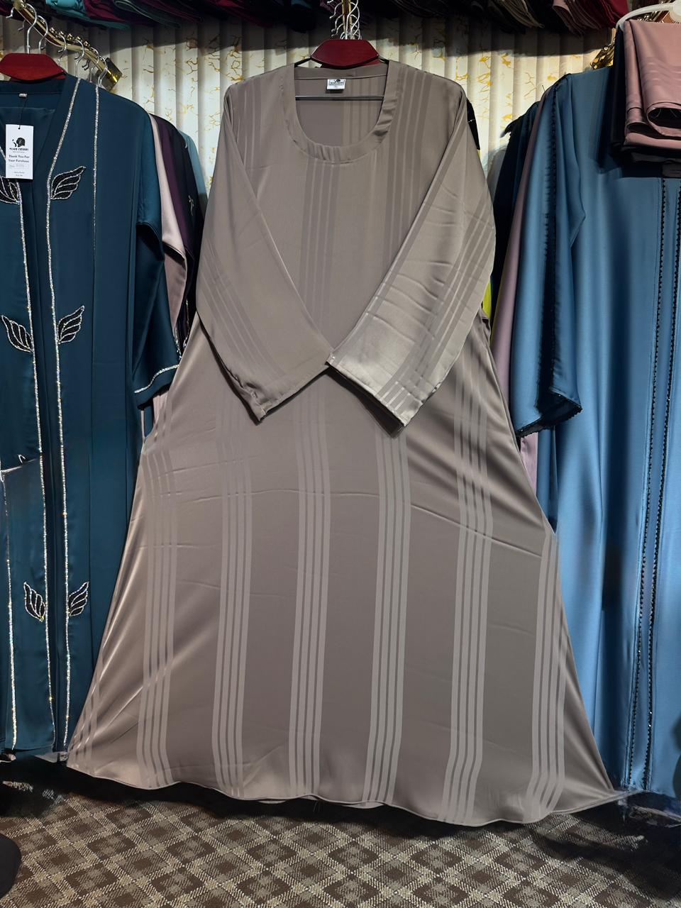 Inaya Premium Abaya ( Brown )